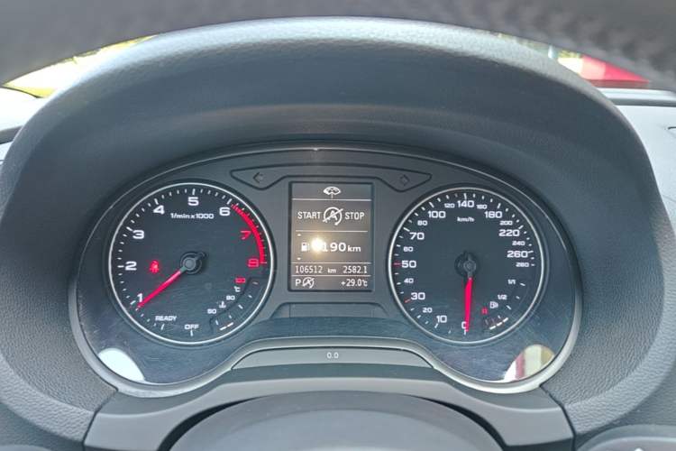 Used Audi A3 2016 Limousine 35 TFSI Ambition Edition Instrument Cluster