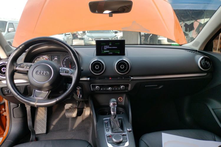 Used Audi A3 2016 Limousine 35 TFSI Style Edition Interior 2