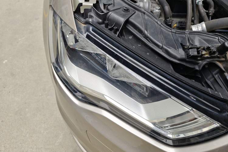 Used Audi A3 2016 Limousine 35 TFSI Ambition Edition Right Front Headlight
