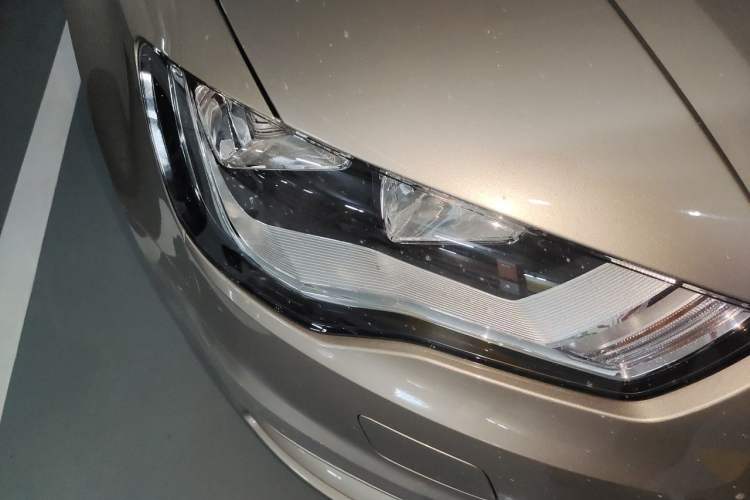Used Audi A3 2016 Limousine 35 TFSI Ambition Edition Right Front Headlight