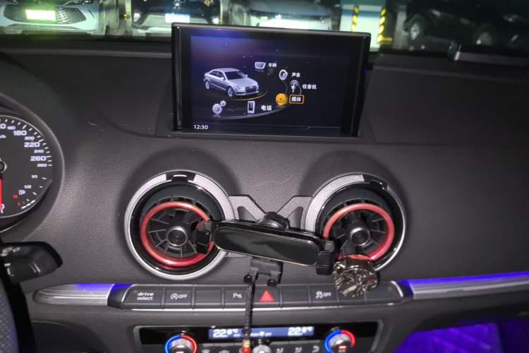 Used Audi A3 2017 Limousine 35 TFSI Sport Edition Audio And AC Panel