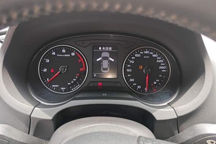 Used Audi A3 2017 Limousine 35 TFSI Ambition Edition Instrument Cluster