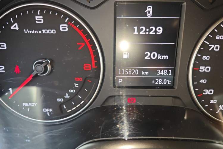 Used Audi A3 2017 Limousine 35 TFSI Ambition Edition Odometer Close Up