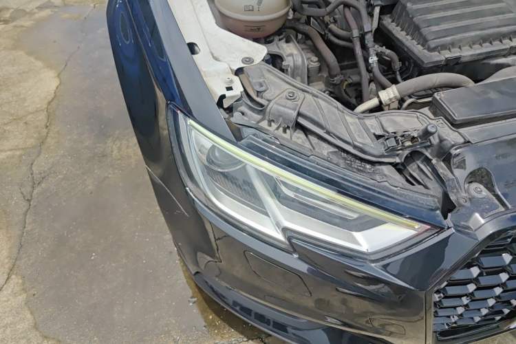 Used Audi A3 2017 Limousine 35 TFSI Ambition Edition Right Front Headlight