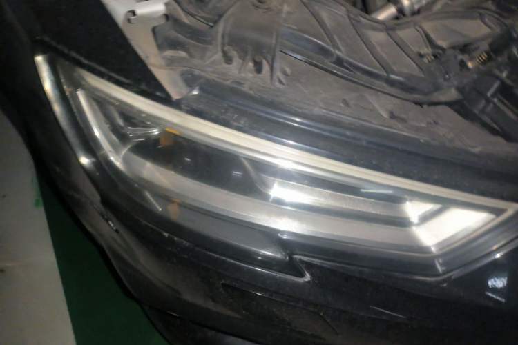 Used Audi A3 2017 Limousine 35 TFSI Fashion Model Right Front Headlight