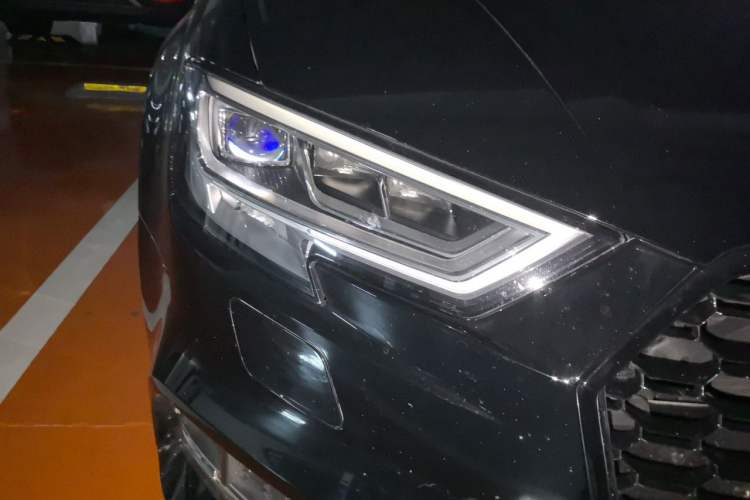 Used Audi A3 2017 Limousine 35 TFSI Sport Edition Right Front Headlight