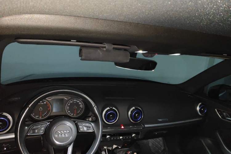 Used Audi A3 2017 Cabriolet 40 TFSI Center Console