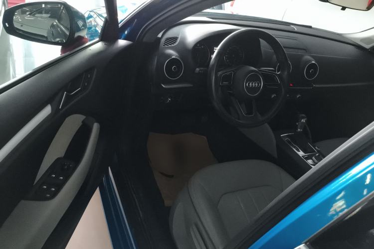 Used Audi A3 2017 Sportback 35 TFSI Ambition Edition Driver Seat
