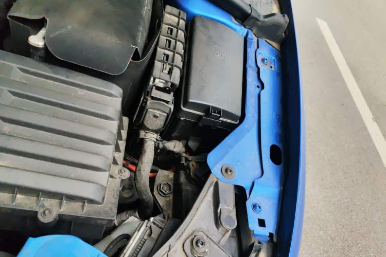 Used Audi A3 2017 Cabriolet 40 TFSI Engine Bay Left