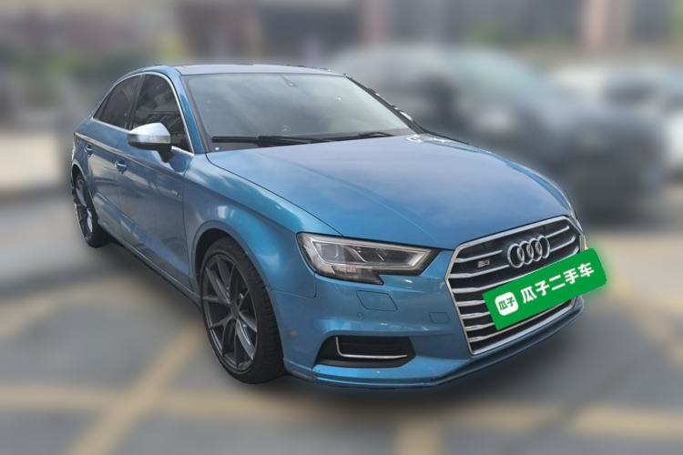 Used Audi A3 2017 Limousine 35 TFSI Style Edition Front Right 45 Deg