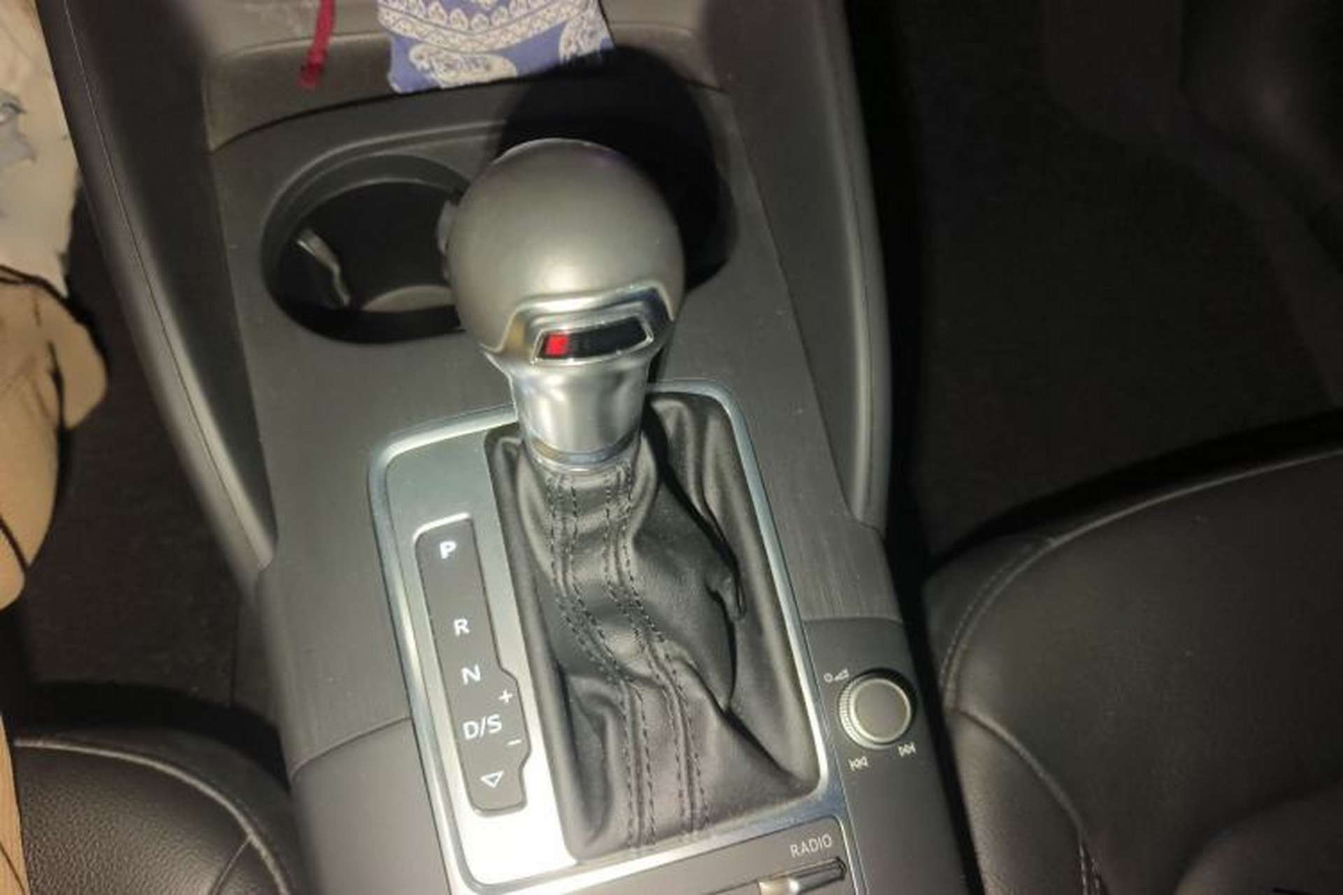 Used Audi A3 2017 Limousine 35 TFSI Style Edition Gear Lever
