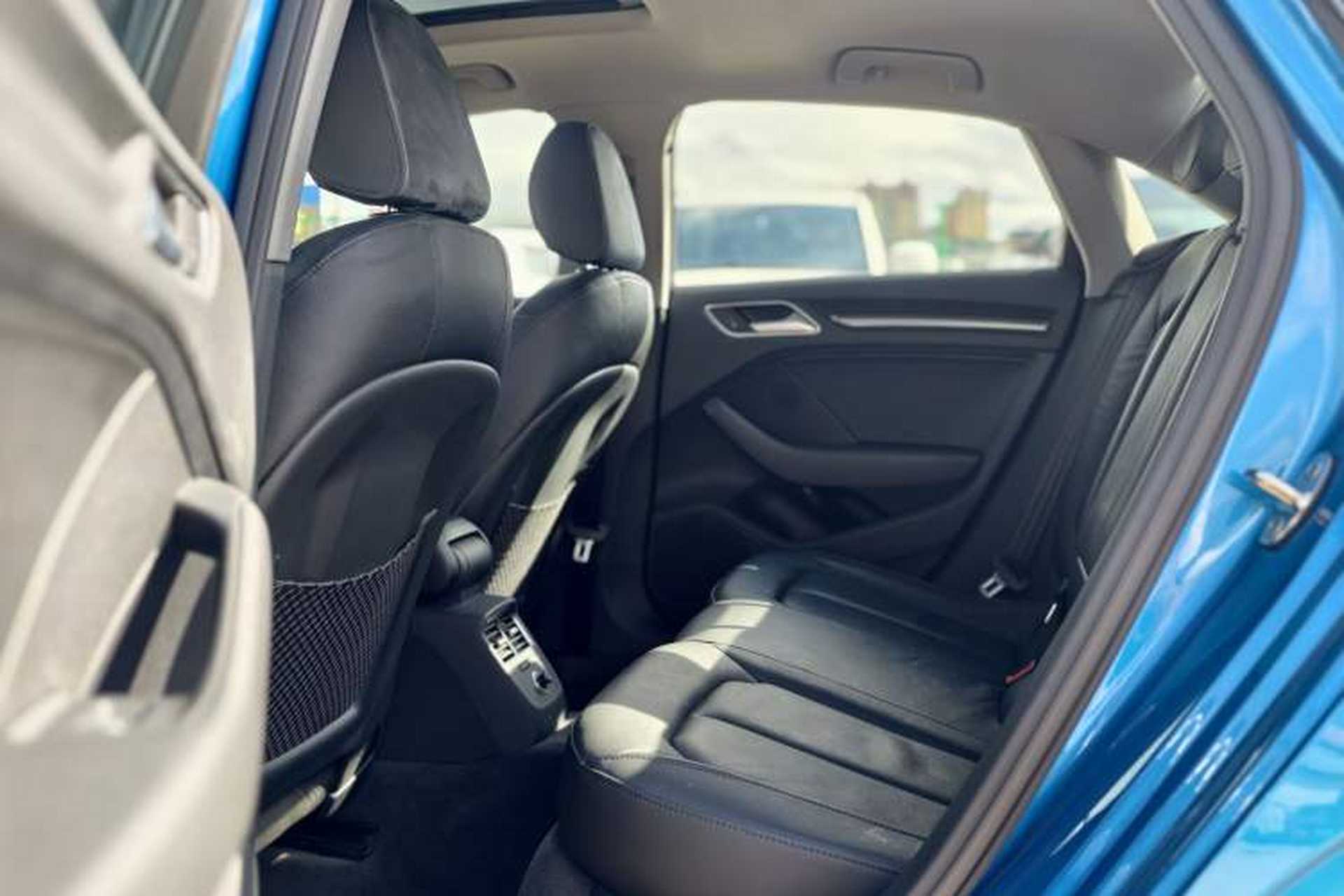 Used Audi A3 2017 Limousine 35 TFSI Style Edition Interior 2