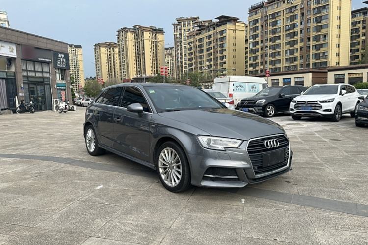 Used Audi A3 2017 Sportback 35 TFSI Fashion Model Exterior 2