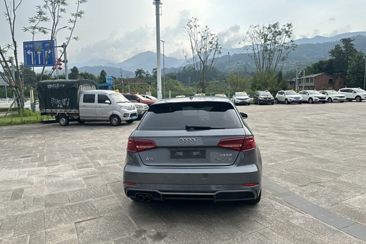 Used Audi A3 2017 Sportback 35 TFSI Fashion Model Exterior 3