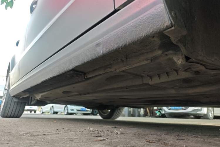 Used Audi A3 2017 Limousine 35 TFSI Ambition Edition Right Side Sill