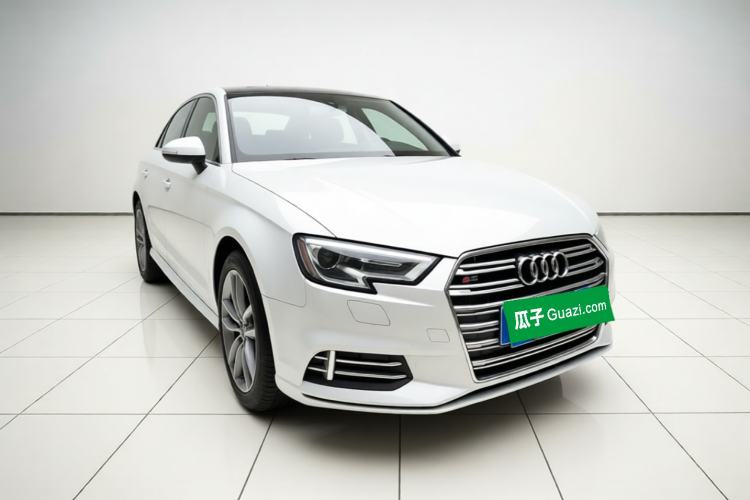 Used Audi A3 2017 Limousine 35 TFSI Ambition Edition Front Right 45 Deg