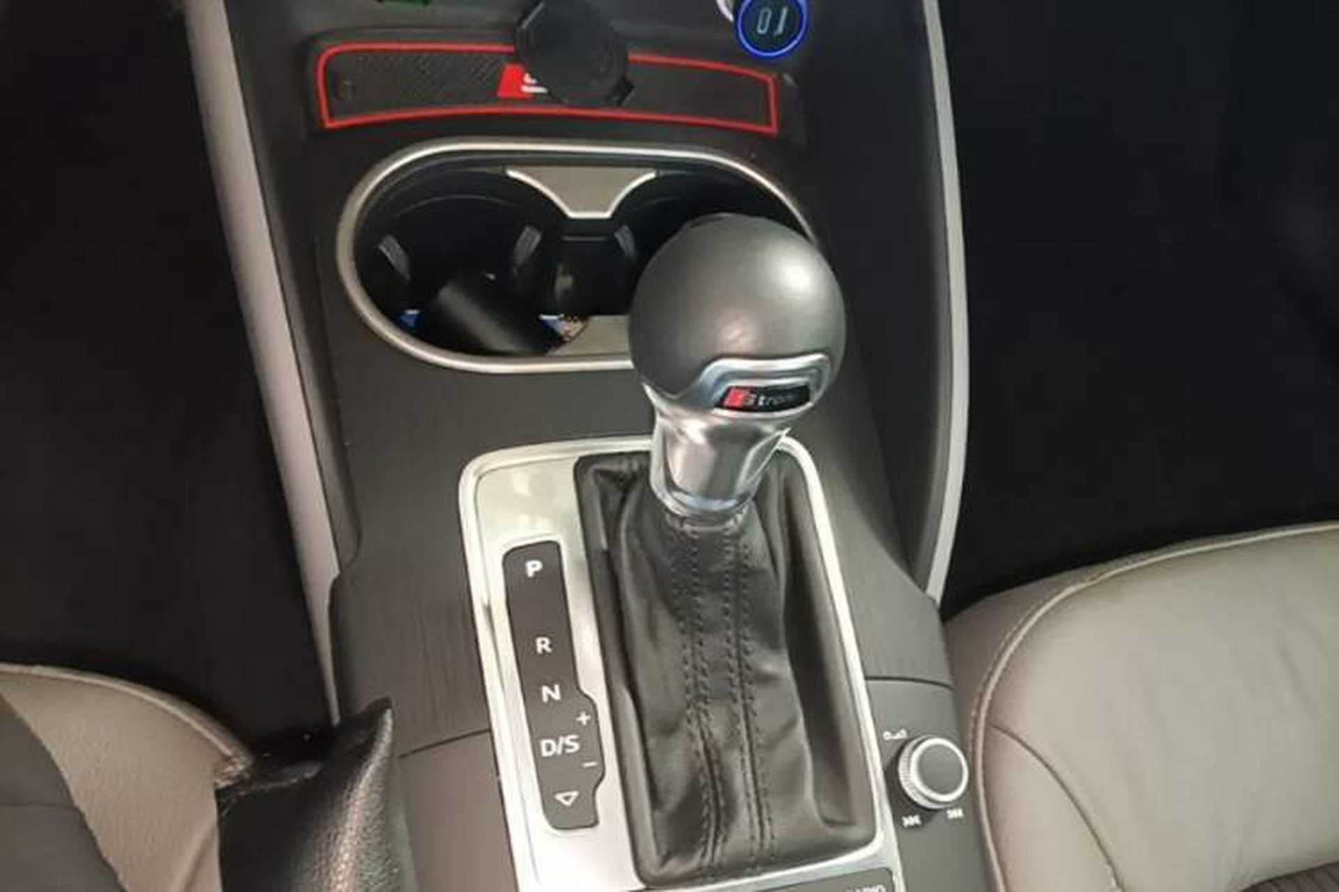 Used Audi A3 2017 Sportback 35 TFSI Fashion Model Gear Lever