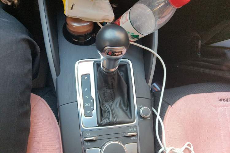 Used Audi A3 2017 Sportback 35 TFSI Fashion Model Gear Lever