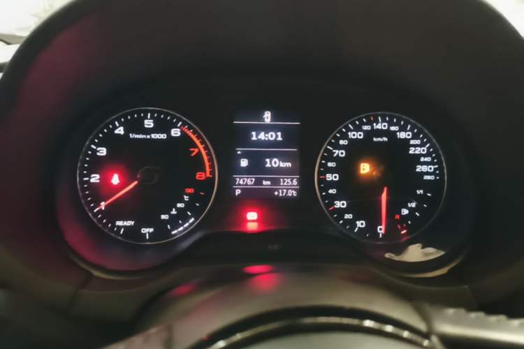 Used Audi A3 2017 Limousine 35 TFSI Ambition Edition Instrument Cluster