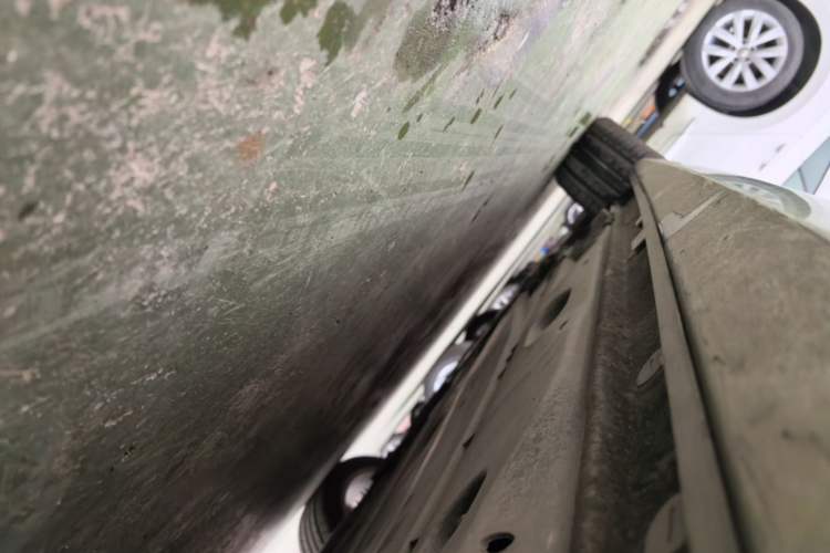 Used Audi A3 2017 Limousine 35 TFSI Fashion Model Left Side Sill