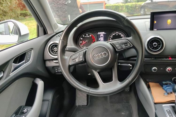 Used Audi A3 2017 Sportback 35 TFSI Fashion Model Steering Wheel