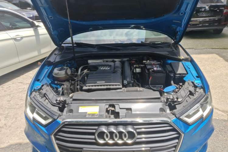 Used Audi A3 2017 Limousine 35 TFSI Ambition Edition Engine Bay