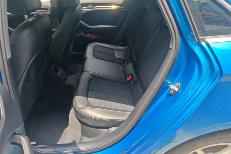 Used Audi A3 2017 Limousine 35 TFSI Ambition Edition Left Rear Seat