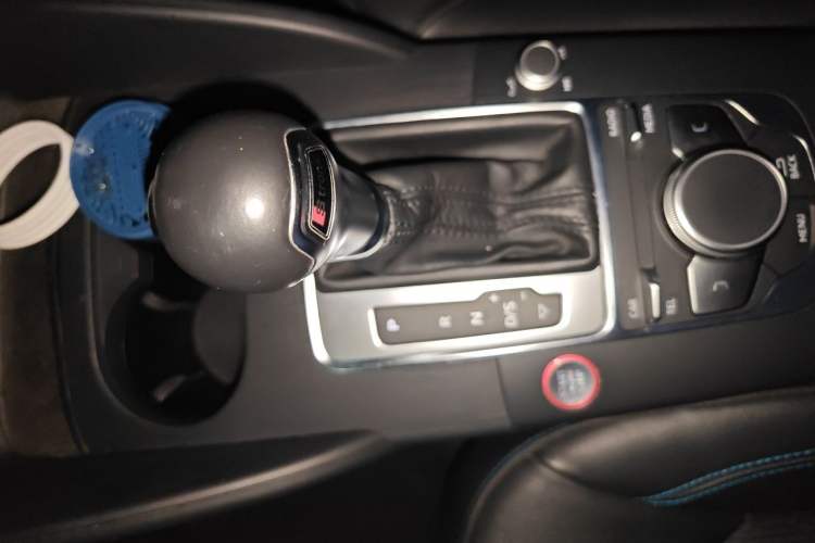 Used Audi A3 2017 Sportback 35 TFSI Fashion Model Gear Lever