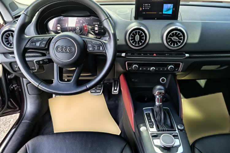 Used Audi A3 2017 Limousine 40 TFSI Style Edition Interior 13