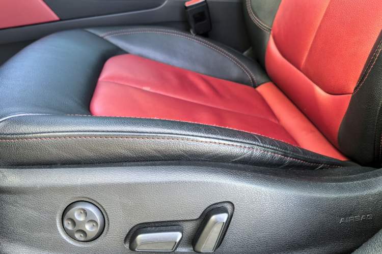Used Audi A3 2017 Limousine 40 TFSI Style Edition Interior 8