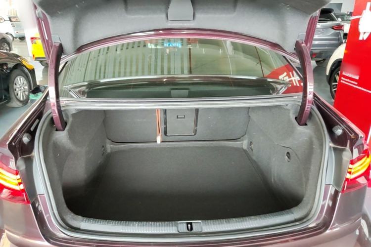 Used Audi A3 2017 Limousine 35 TFSI Ambition Edition Trunk