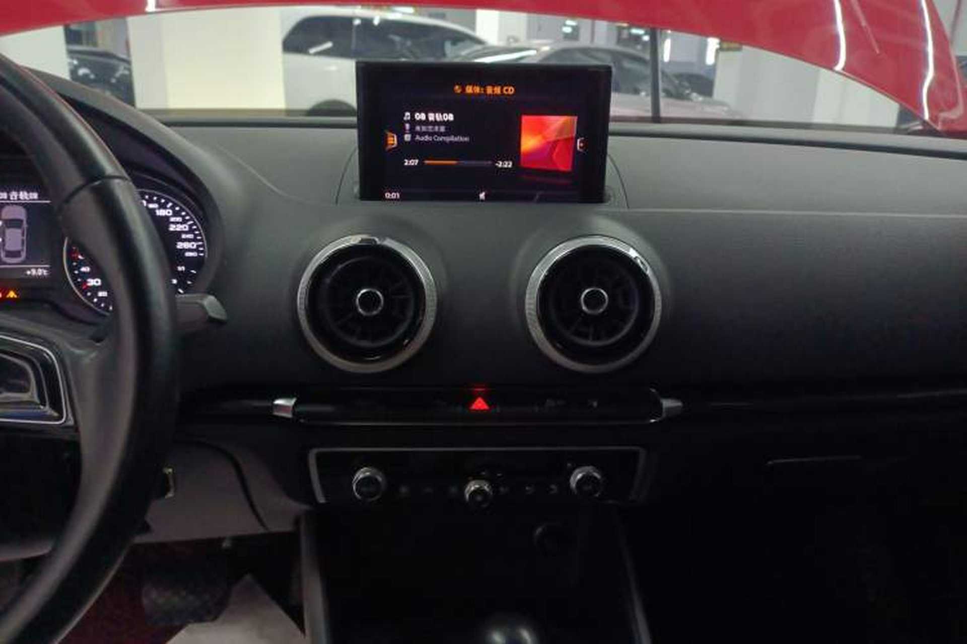 Used Audi A3 2017 Limousine 35 TFSI Fashion Model Audio And AC Panel