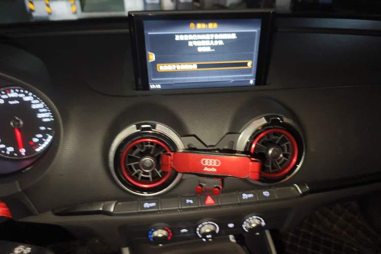 Used Audi A3 2017 Limousine 35 TFSI Fashion Model Audio And AC Panel