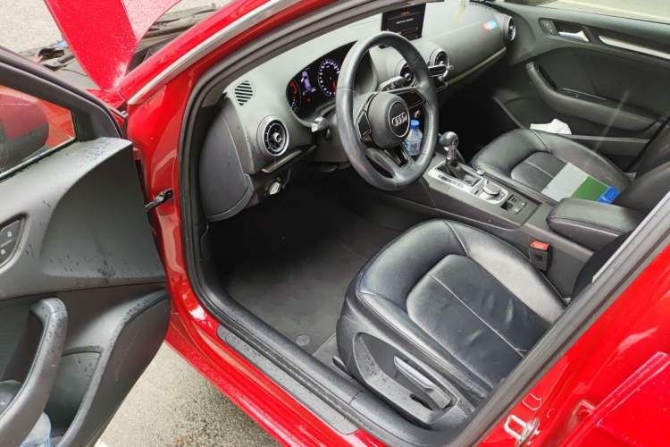 Used Audi A3 2017 Sportback 35 TFSI Ambition Edition Driver Seat