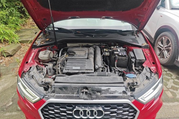 Used Audi A3 2017 Limousine 35 TFSI Sport Edition Engine Bay