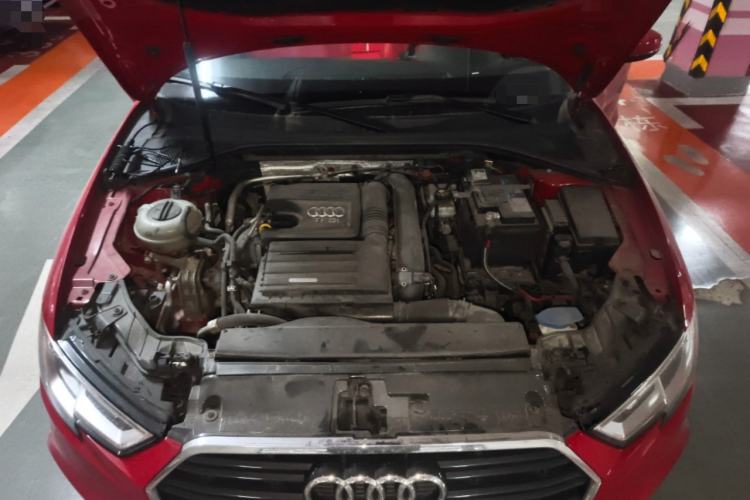 Used Audi A3 2017 Limousine 35 TFSI Fashion Model Engine Bay