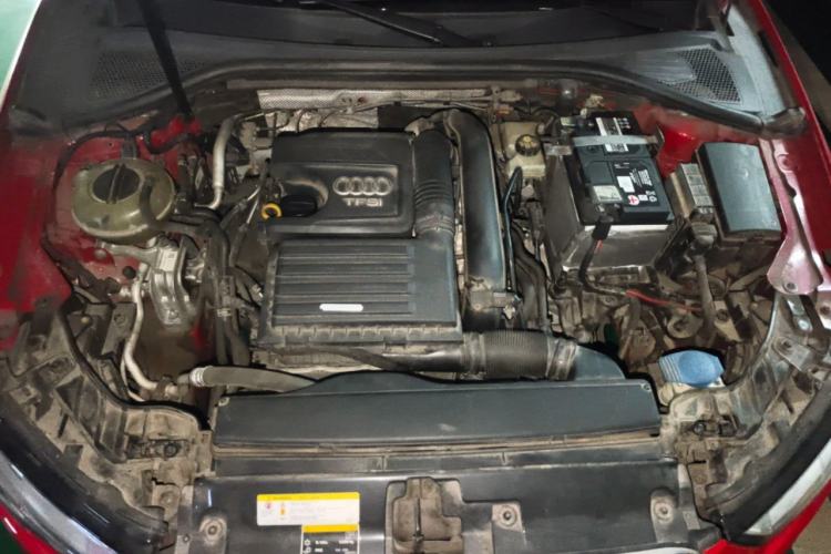 Used Audi A3 2017 Limousine 35 TFSI Fashion Model Engine Bay