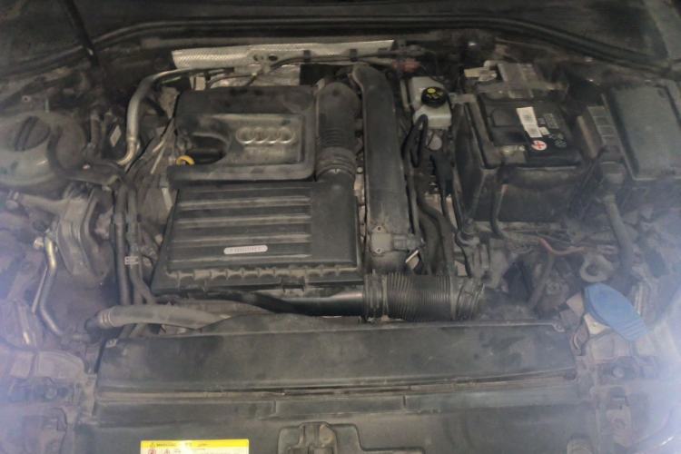 Used Audi A3 2017 Limousine 35 TFSI Style Edition Engine Bay