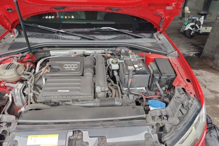 Used Audi A3 2017 Sportback 35 TFSI Fashion Model Engine Bay Left