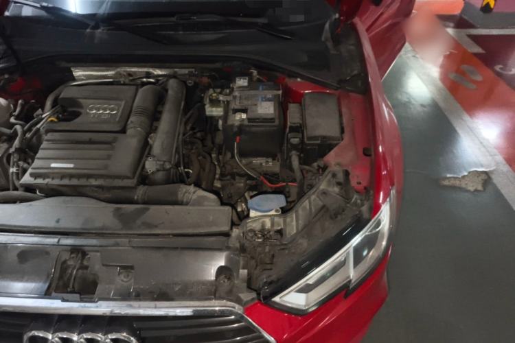 Used Audi A3 2017 Limousine 35 TFSI Fashion Model Engine Bay Left