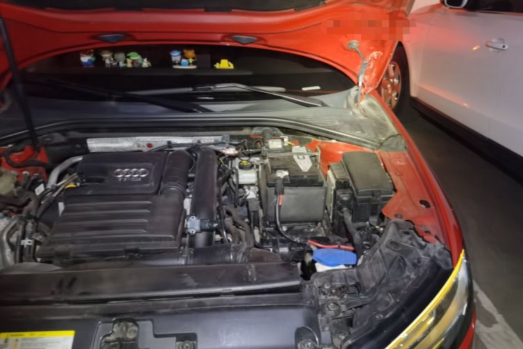 Used Audi A3 2017 Sportback 35 TFSI Sport Edition Engine Bay Left