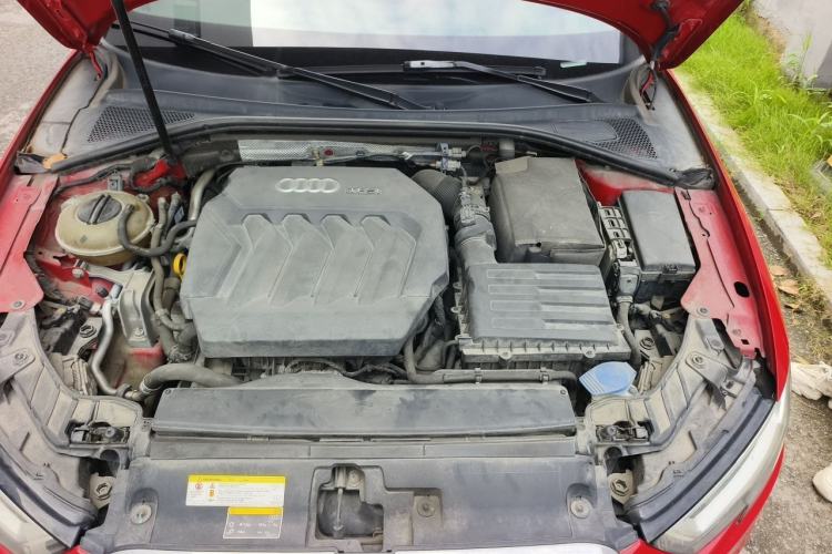 Used Audi A3 2017 Limousine 40 TFSI Style Edition Engine Bay