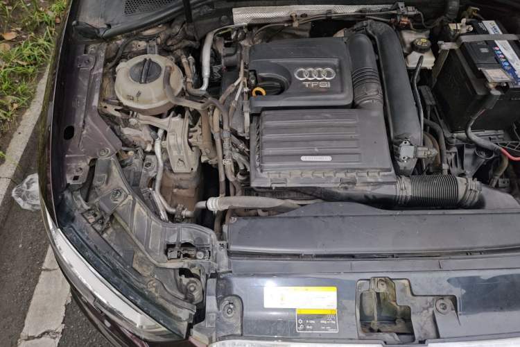 Used Audi A3 2017 Sportback 35 TFSI Sport Edition Engine Bay Right