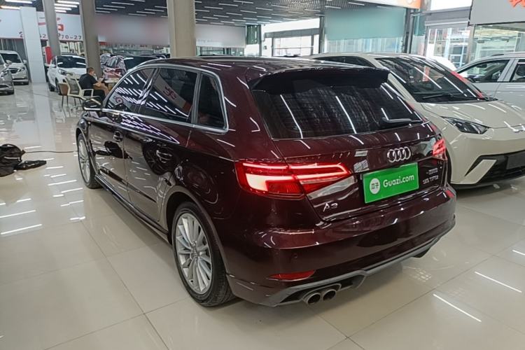 Used Audi A3 2017 Sportback 35 TFSI Fashion Model Exterior 2