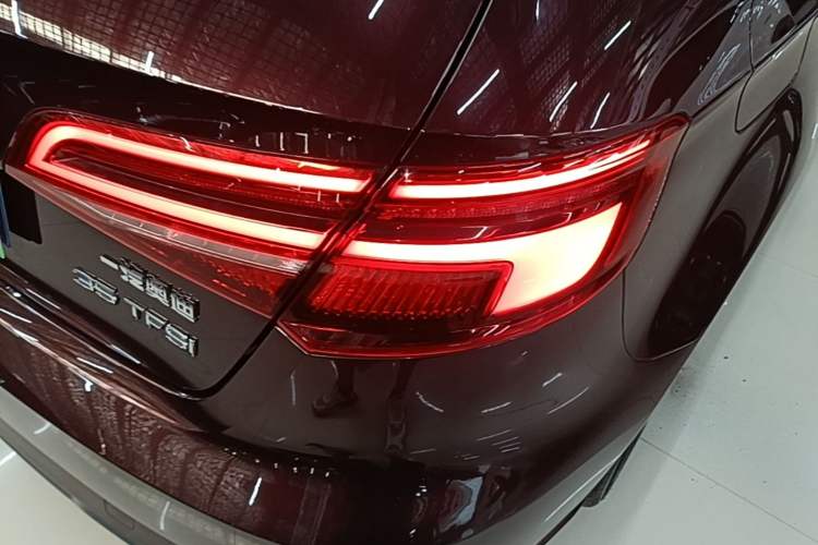 Used Audi A3 2017 Sportback 35 TFSI Fashion Model Exterior 3