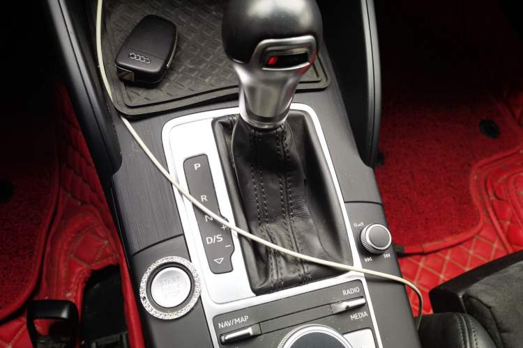 Used Audi A3 2017 Cabriolet 40 TFSI Gear Lever