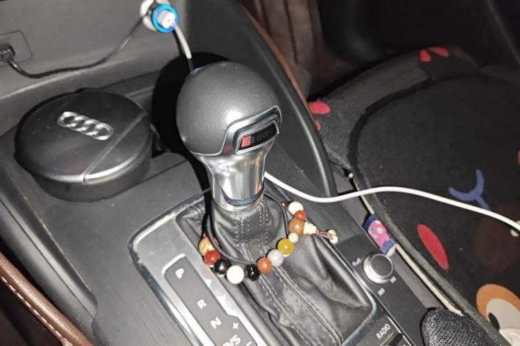Used Audi A3 2017 Sportback 35 TFSI Sport Edition Gear Lever