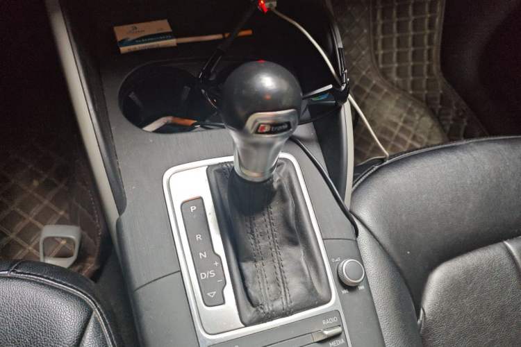 Used Audi A3 2017 Sportback 35 TFSI Ambition Edition Gear Lever