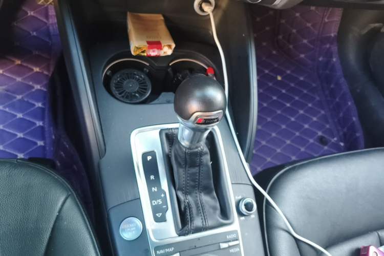 Used Audi A3 2017 Cabriolet 40 TFSI Gear Lever