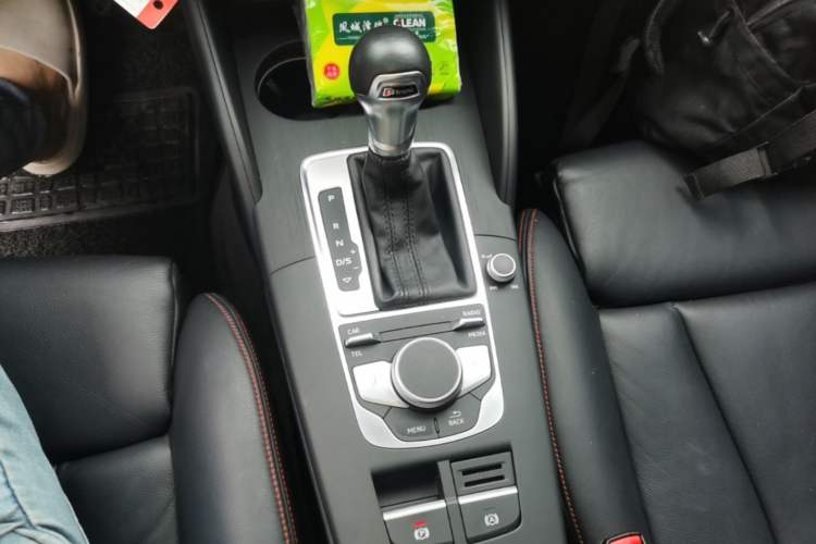 Used Audi A3 2017 Sportback 35 TFSI Sport Edition Gear Lever